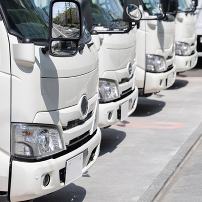 荷物をお客様へ渡す